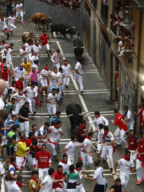 Quinto Encierro De San Ferm N Con Toros De N Ez Del Cuvillo