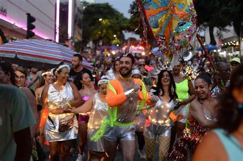 Carnaval 2023 Bloco Chama o Síndico em BH Estado de Minas