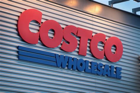 Dad Gets 'Dream Job' at Costco After Daughter's Plea Reaches CEO