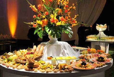 Buffet Table Decor Ideas For Weddings