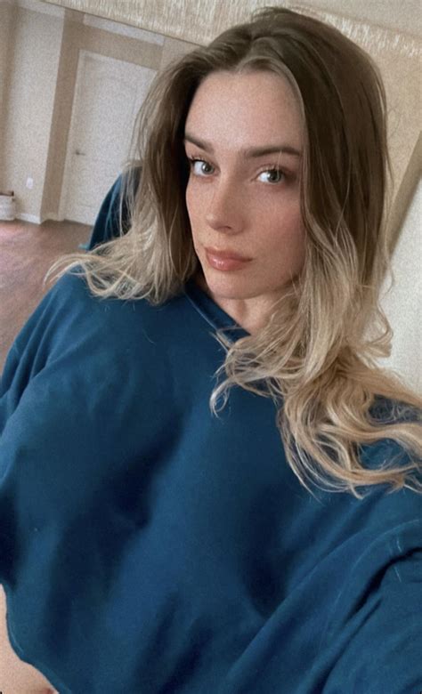 mikaela.whitted : r/BlondesBrunettesReds