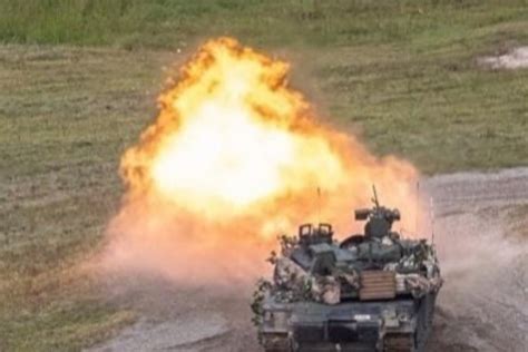 S Korea Stages Live Fire Drills With US Near Inter Korean Border The