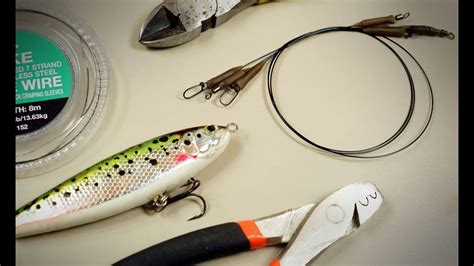 Making Pike Lure Leaders Traces With Crimps YouTube