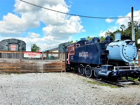 Take A Magical Train Ride With Kids At This Little-Known Railroad ...