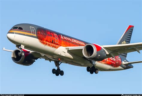 Jy Bah Royal Jordanian Boeing Dreamliner Photo By Lewis Rowland