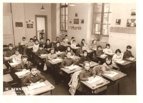 Photo De Classe Ce1 De 1967 Ecole Primaire De Filles Rue Des Ayres