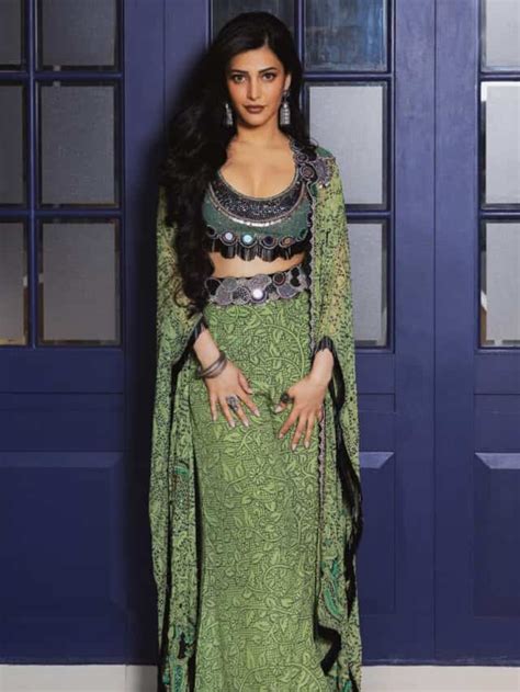 Shruti Haasan Makes Heads Turn In A Desi But Boho Look OTTplay