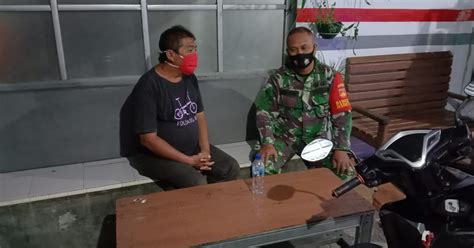 Melalui Komunikasi Sosial Babinsa Koramil 15 Lebaksiu Kodim Tegal