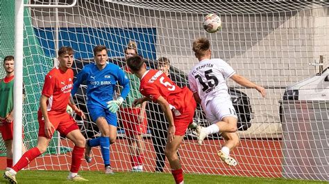 Der Fc Kempten Jubelt In Der Nachspielzeit Fupa