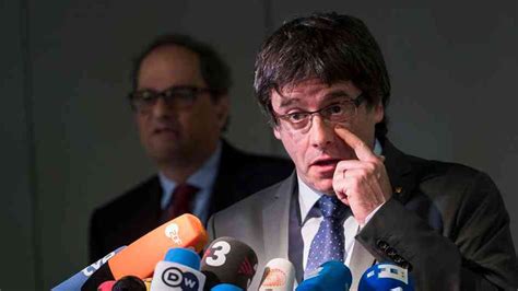 España rechaza entrega de Puigdemont por malversación