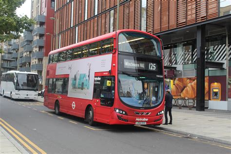 VWH2051 LK64EHV Route 125 Metroline Travel Operated Flickr