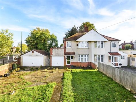 3 Bed Semi Detached House For Sale In Canterbury Avenue Sidcup Da15