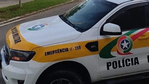 Colis O Envolve Carro De Brusque Na Rodovia Ivo Silveira