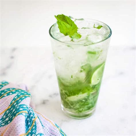 Refreshing Vodka Mojito Recipe | Cupcakes and Cutlery