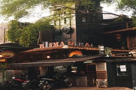 Review Resto Unik Wisma Dewa Restography Milik Ahmad Dhani Nama