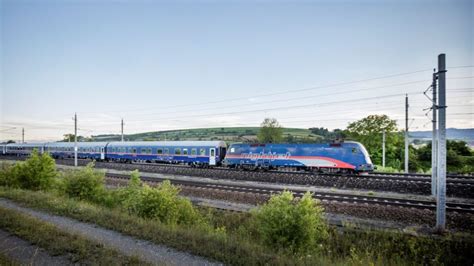 Schlafend Von Berlin Nach Paris Der Nachtzug Kehrt Zwischen Beiden