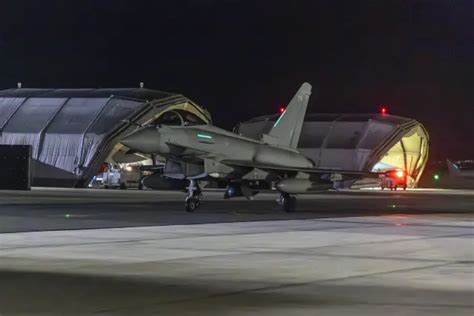 Cómo es el Typhoon 1 el caza de la fuerza de reacción rápida de la RAF