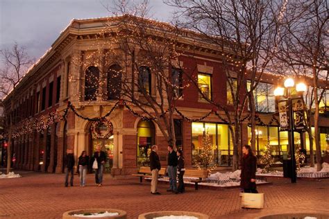 Best Free Thing To Do In Boulder Stroll Down The Pearl Street Mall