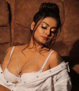 Actress Twinkle Kapoor Sexy And Bold Photoshoot BLASTINGFILMINEWS XYZ