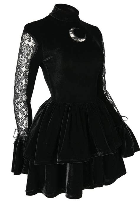 Restyle Black Ruffled Velvet Dress CAPTHEUNI