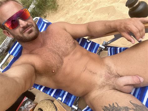 What To Wear On Your Next Gay Beach Vacation If You Arent Naked Daily Squirt