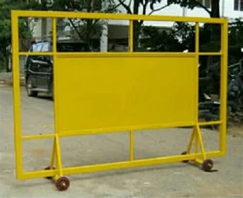 Type Ii Yellow Metal Barricades At Rs 4000 In Nagpur Id 2852616471873