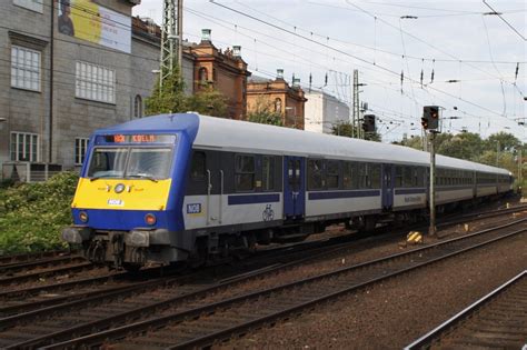 Hier HKX1801 von Köln Hbf nach Hamburg Altona bei der Ausfahrt am 4