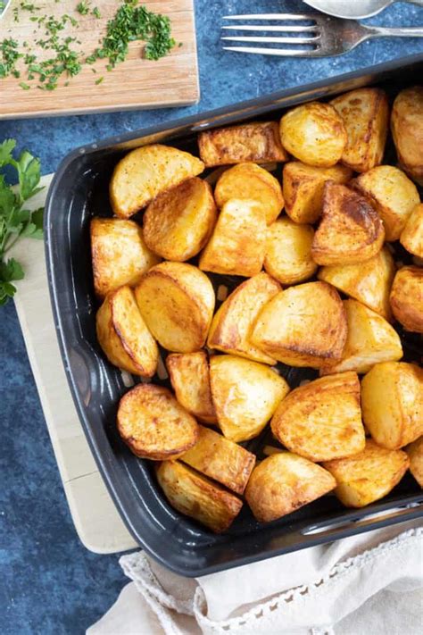 Crispy Air Fryer Roast Potatoes Recipe Effortless Foodie