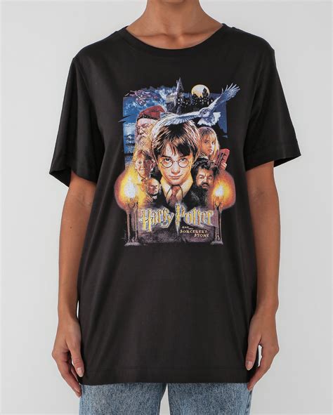 Camiseta Feminina Harry Potter E A Pedra Filosofal Preta Fanlab Oficial