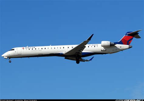 Bombardier CRJ-900 (CL-600-2D24) - Delta Connection (Endeavor Air ...