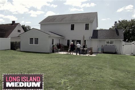 Theresa Caputo’s Home Tour Photos | Long Island Medium | TLC