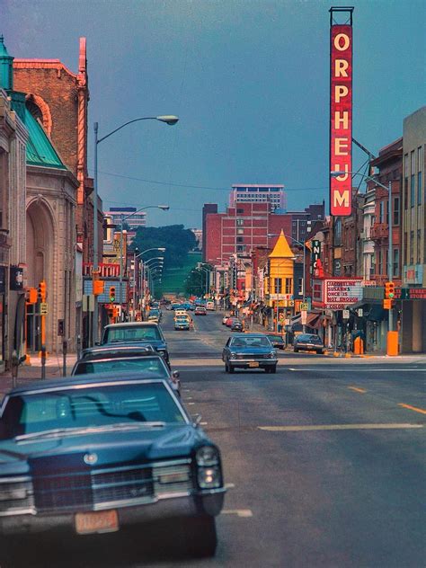 State Street. Madison WI. 1975 : r/OldSchoolCool