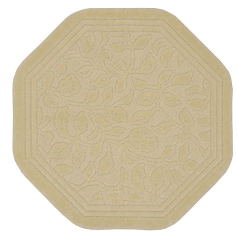 Mohawk Home Wellington 6 Ft X 6 Ft Nylon Octagon Bath Rug In Ivory