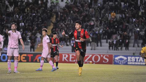 Luis Iberico Y La Foto Que Recordó Su Hinchaje Por Universitario “me Gustaría Llegar A La ‘u