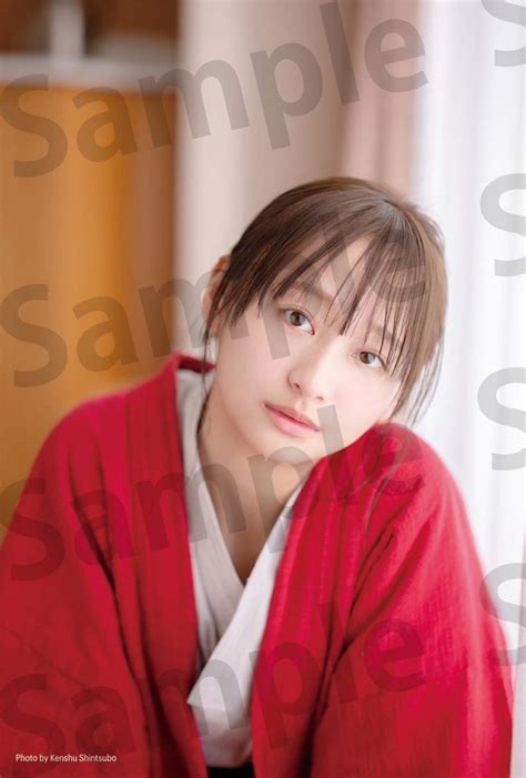 10ページ目 日向坂46影山優佳1st写真集「知らないことだらけ」パネル展開催決定！天体にちなんだテーマも発表｜bubka Web（ブブカ ウェブ）