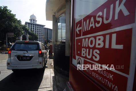 Polisi Tandai Tiga Juru Parkir Di Istiqlal Yang Patok Tarif Rp