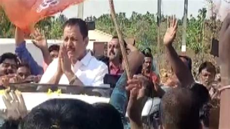 Bjp Workers Celebrate After Mla Madal Virupakshappa Gets Bail From