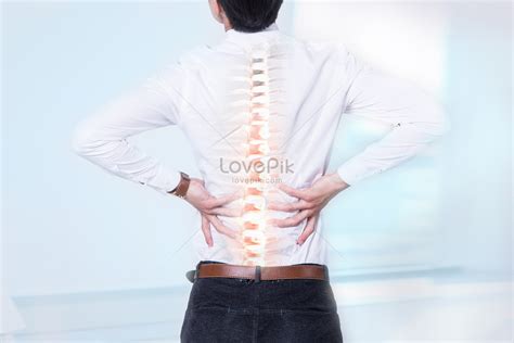 Lumbar spine pain creative image_picture free download 500726218_lovepik.com