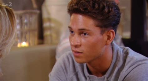 Towie S Joey Essex Still On Split With Sam Faiers Recap Celebrity News News Reveal