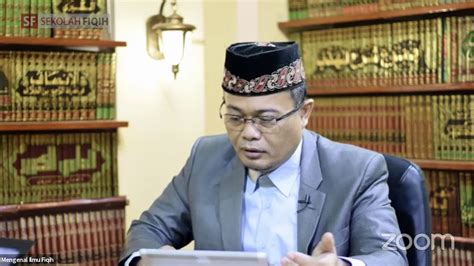 Mengenal Ilmu Fiqih Ustadz Ahmad Sarwat Lc Ma Youtube