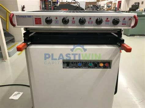 Used Formech Vacuum Forming Machine