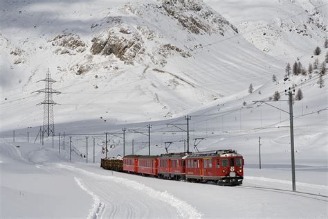 Abe Ii Der Rhb Zwischen Ospizio Bernina Und Bernina Lagalb