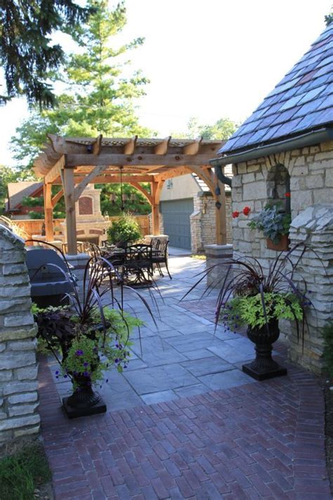 Landscaping Ideas > Side yard party patio | Side yard, Patio, Garden design