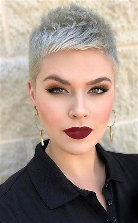 We Love The Pixie Haircut Ontdek Hier 10 Zeer Korte Pixie Looks Met