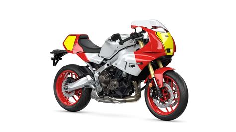 2024 Yamaha Xsr900 Review - Cori Merola