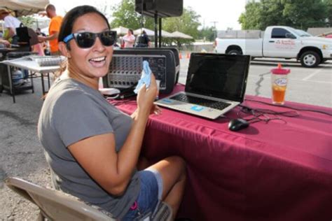 Chiefs Pay Tribute To Lisa Lopez Galvan At Home Opener