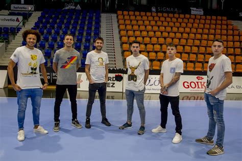 Los jugadores del Xota visten CROSS & CROWN - | Xota