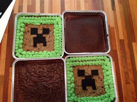 Minecraft Cake 4 Square Foil Pans I Made 2 Cookie Cakes And 2 Brownies