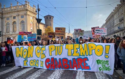 Fridays For Future Il 24 Settembre Anche Torino Scende In Piazza Per