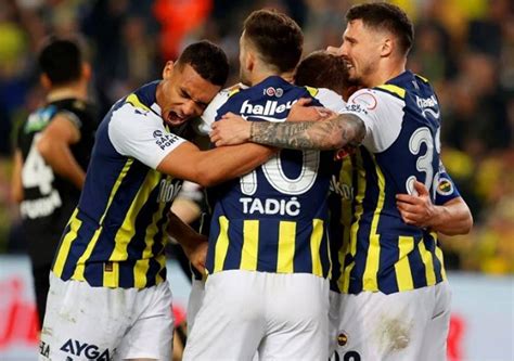 Fenerbahçe Kasımpaşa maçının muhtemel 11 leri